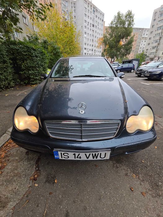 MERCEDES-BENZ C-Class 2001 — imagine 1