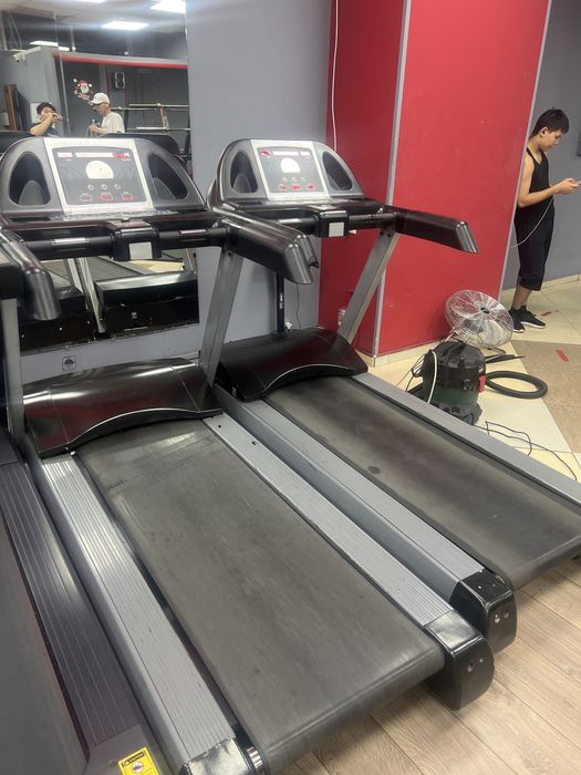 Беговая дорожка профессиональная