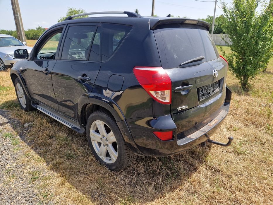 Dezmembrez Toyota Rav 4 2006-2010 2.2 dcat 177 cp