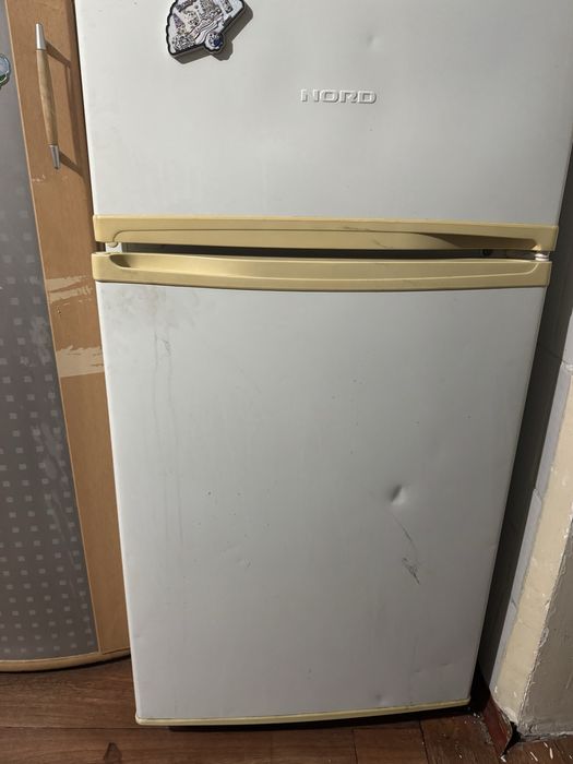 Продам холодильник