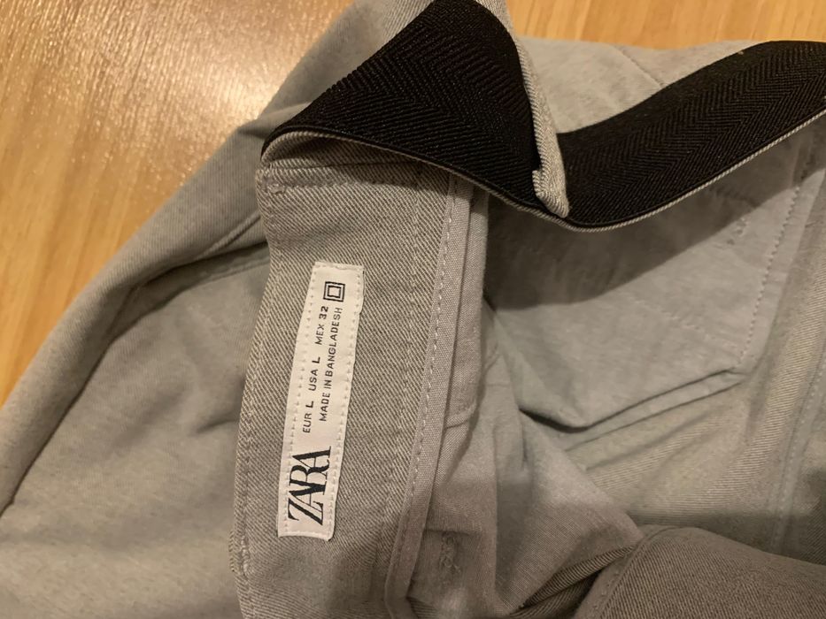 Pantaloni de Costum