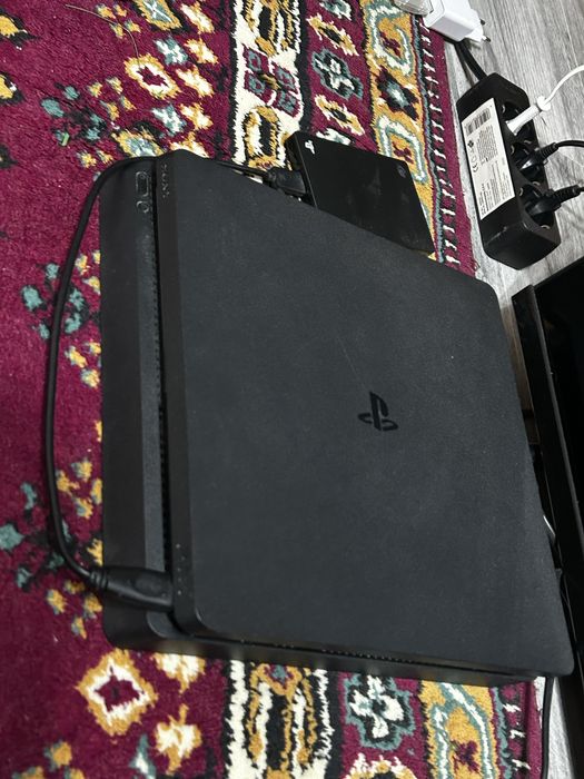Vand Playstation 4