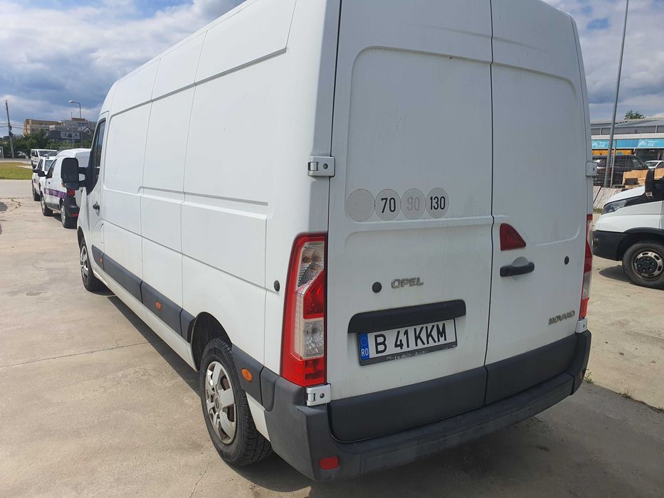 Autoutilitara Opel Movano