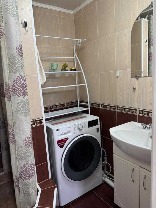 Продается 3 комн кв Канай би, 40