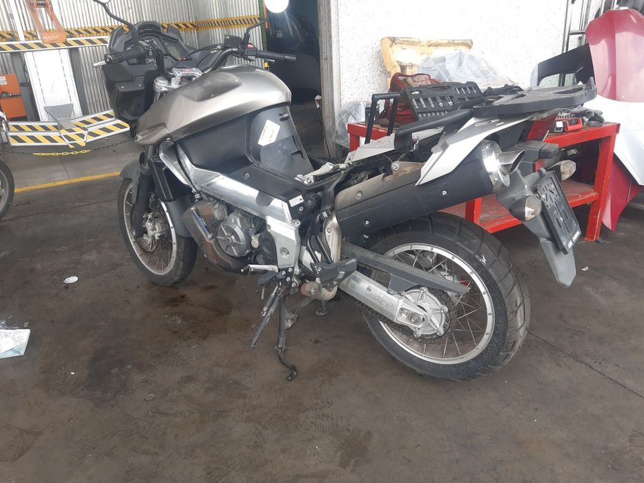 APRILIA Red Rose,Caponord,Pegaso,Dorso Duro(Априлия Капонорд 1000 Ред Роус 125 Пегасо 650,125 Дорсо Дуро 660- само двигател)на части