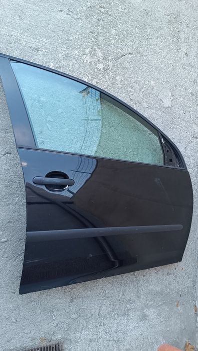 Врата за голф 5 в черен металик, имам и в други цветове (cherna vrata)