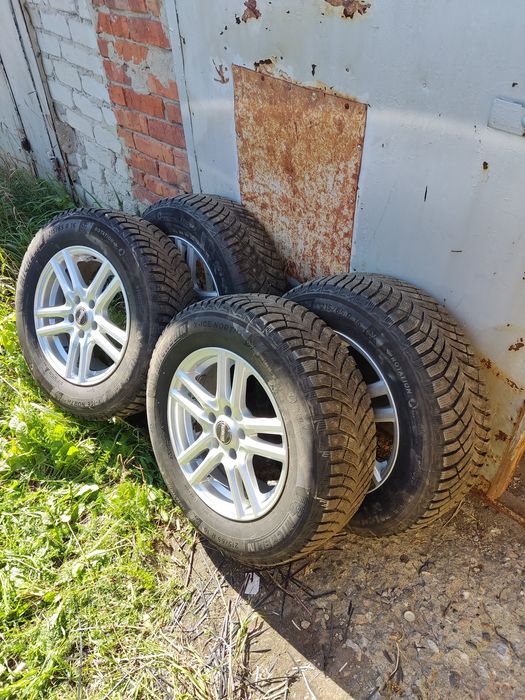 Продам комплект колес в сборе