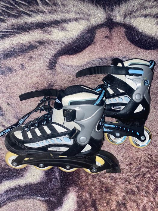 Продавам оригинални бутонки на nike и ролери