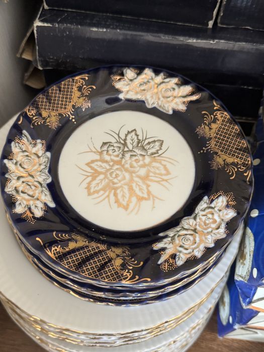 Turli xil idish tovoqlar