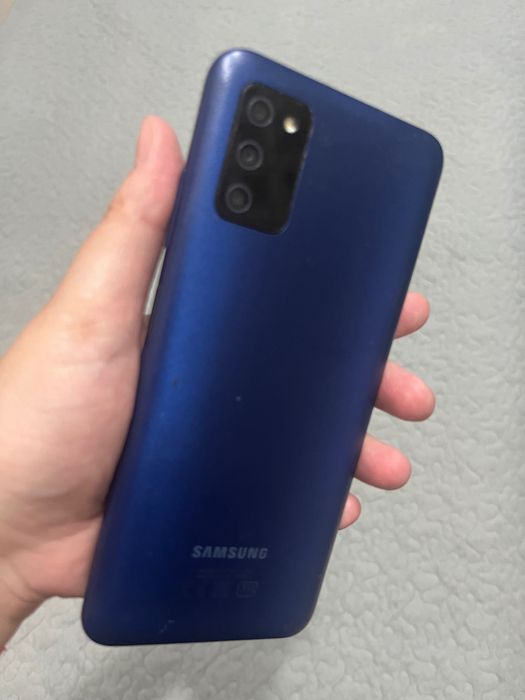 Продам Samsung A03