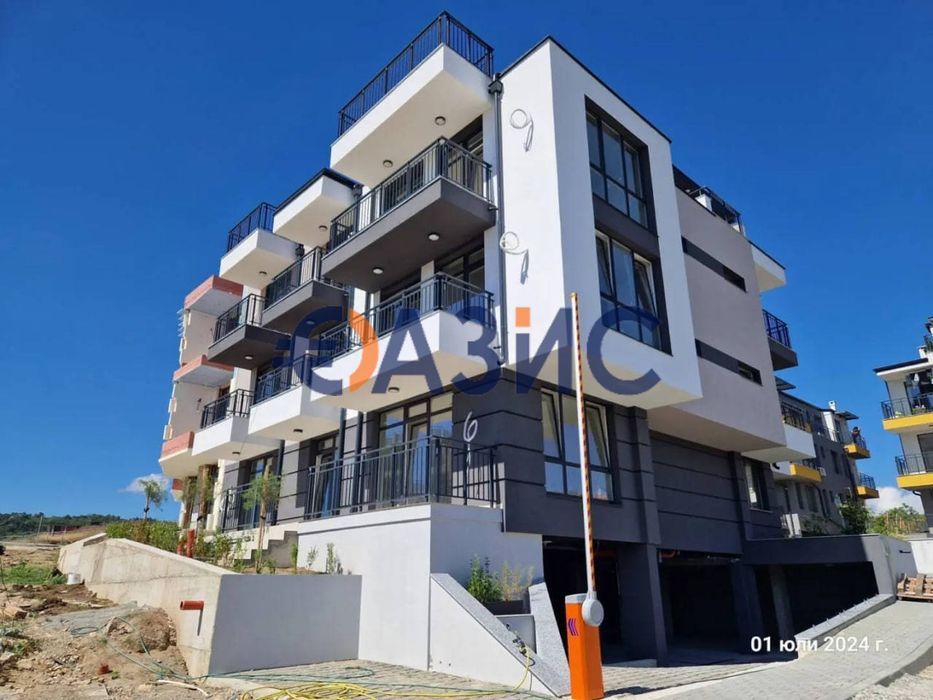 Продава се Едностаен апартамент в Созопол - 49 кв.м за 937 €/кв.м - Снимка #3