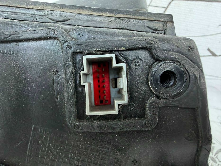Oglindă Retrovizoare Dreapta Electrică 8 Pini Ford Focus 2317536 / BM51-17682-RG / [2010-2017] / (5D3)