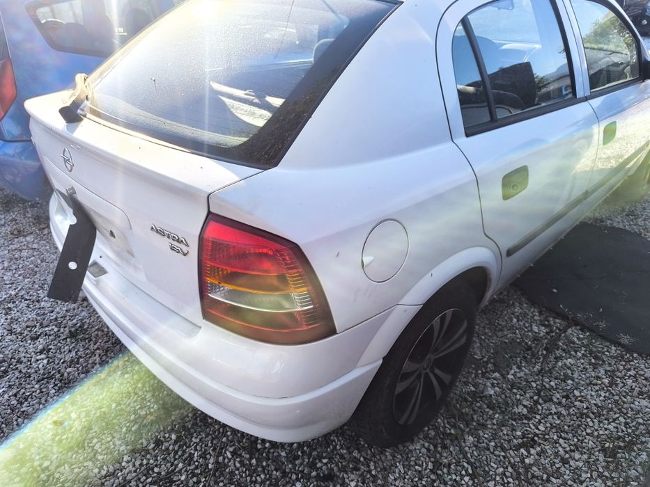 Opel Astra G 1.2 65к.с. НА ЧАСТИ