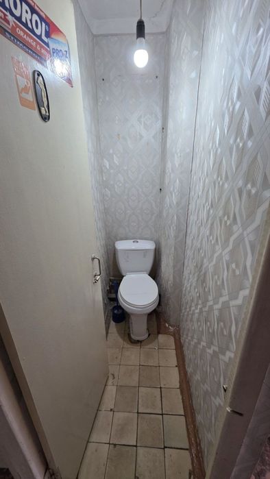 Чиланзар-19 кв 2/4/5.58м2 Срочно Продам квартиру срочно