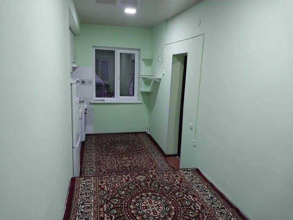 Продается 2в3-комнатная квартира, массив Карасу-2, ориентир Корзинка