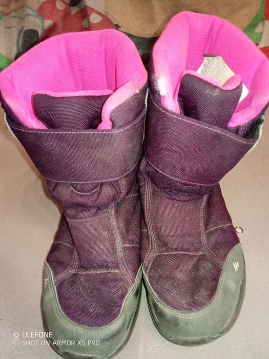 Детски обувки зимни за момиче .