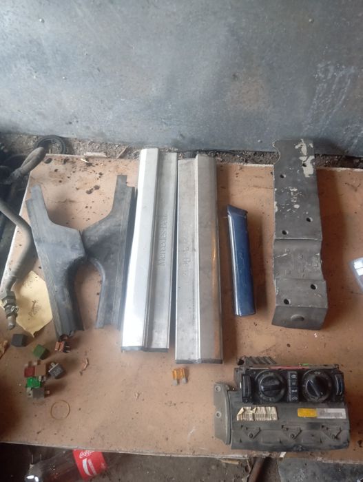 Продам запчасти на w202 c280