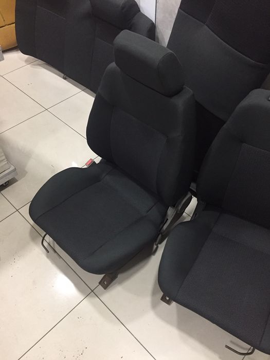 Пошив чехлов из авто тканьев.