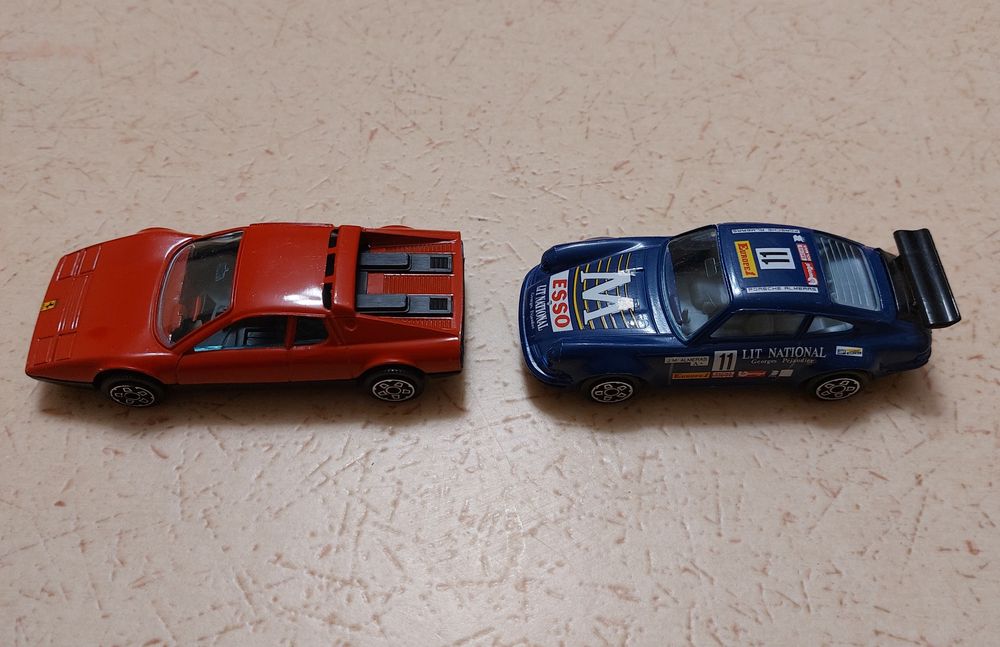 Метални колички Burago /made in Italy/ в мащаб 1/43.