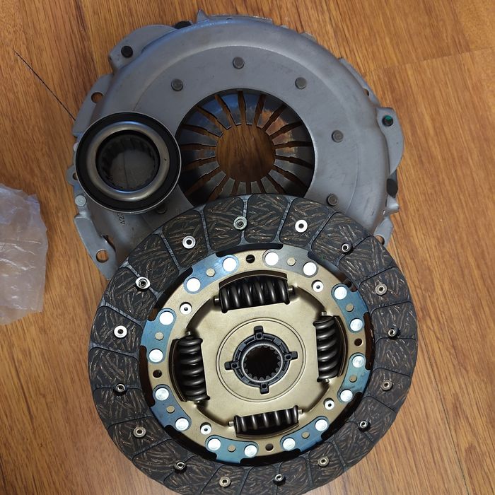 Комплект съединител