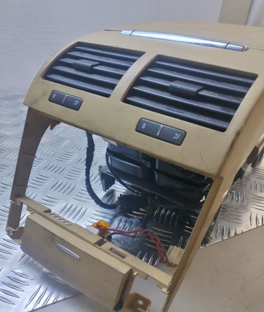 Cotiera  completa Lipsa cod Volkswagen VW Phaeton prima generatie