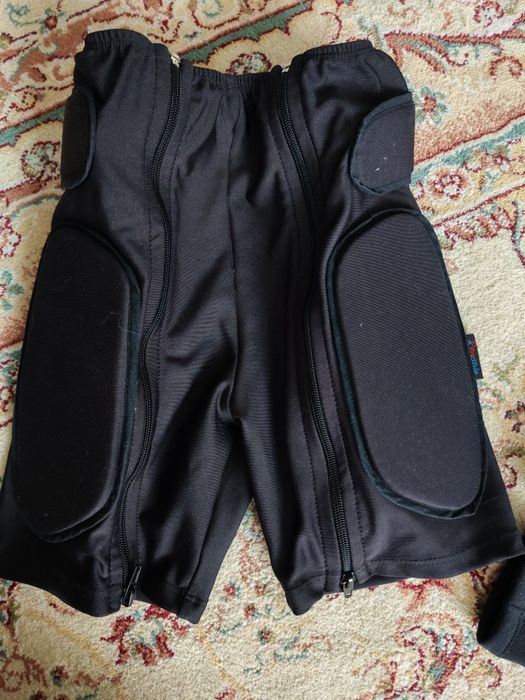 Костюм для фигурного катания