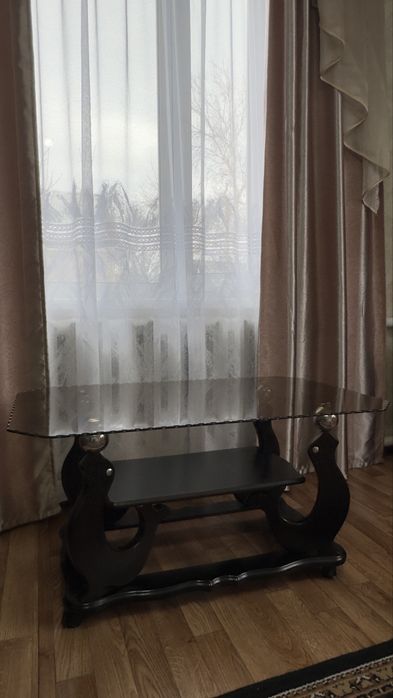Продам журнальный столик
