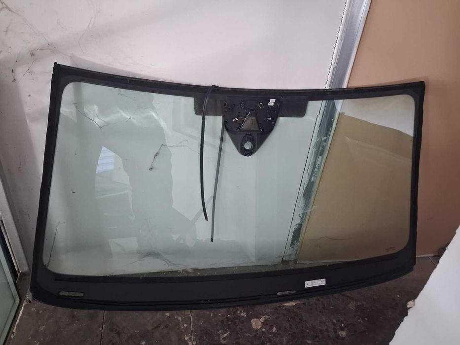 предно стъкло Audi A6 2018-