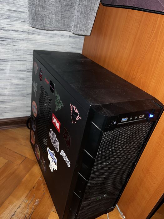 Гейминг компютър (цената се коментира на лично)