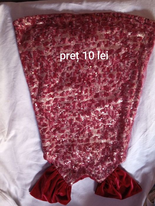 Vând ,preturile sunt la fiecare fotografie .