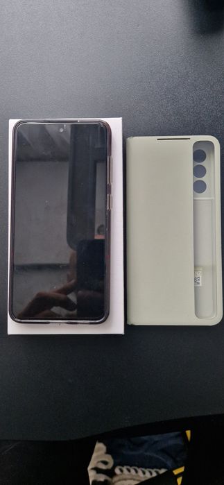 Смартфон Samsung S21FE