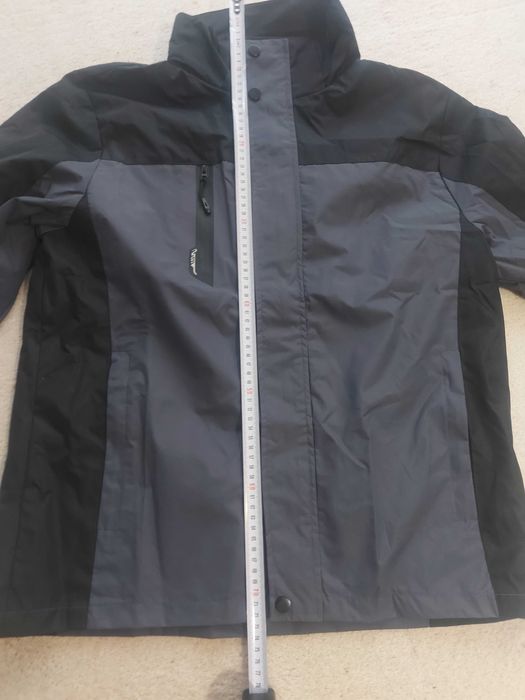 Мъжко пролетно-есенно яке - ветровка