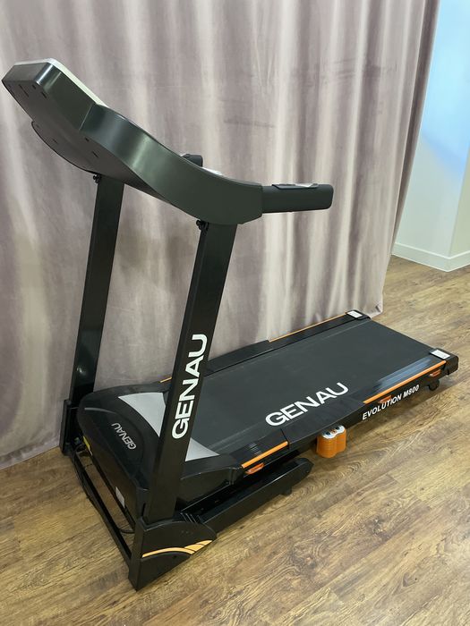 Беговая дорожка Genau