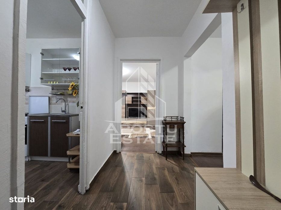 Apartament 4 camere , centrala proprie, Etaj Intermediar , Lipovei