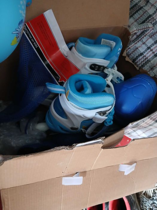 Роилери с каска наколенки