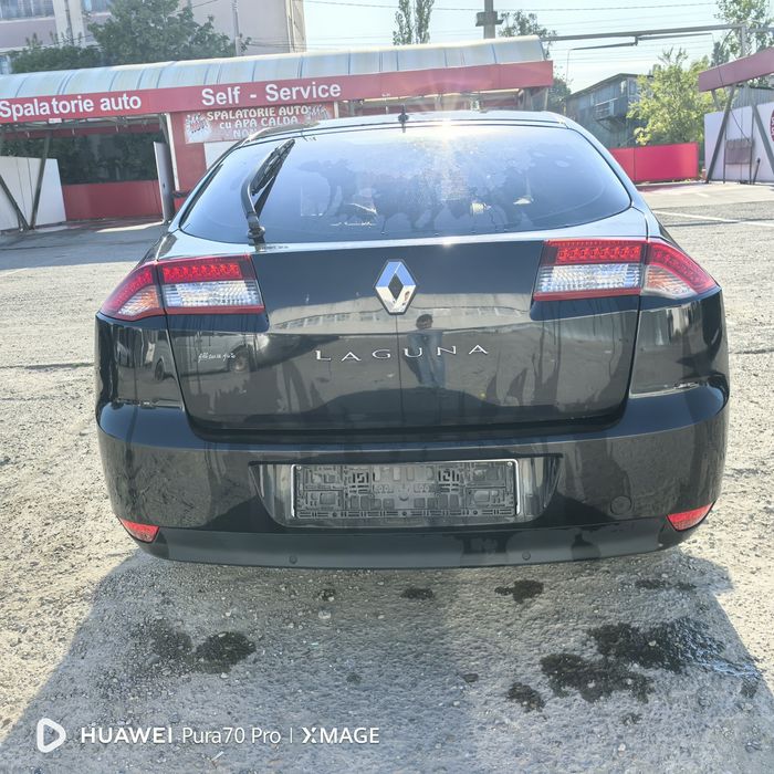 Dezmembrez Renault Laguna 3