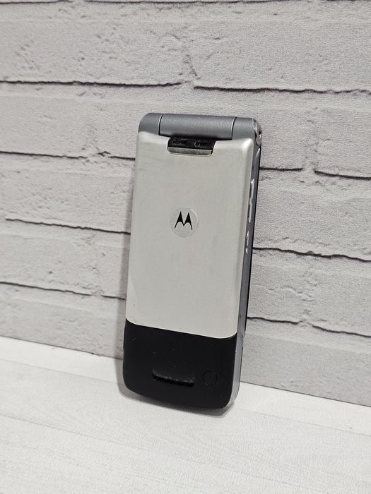 ретро Motorola KRZR K1