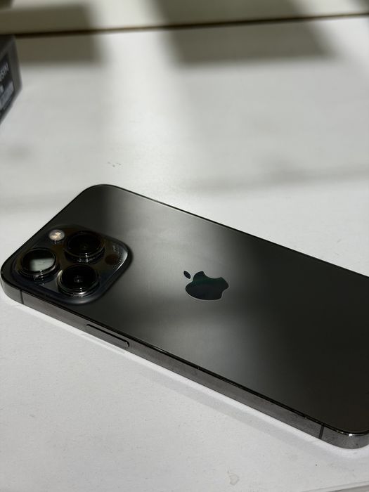Iphone 16 pro max с гарантией