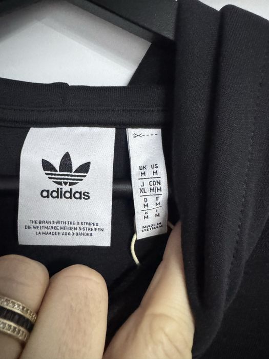 Trening adidas marimea M si L