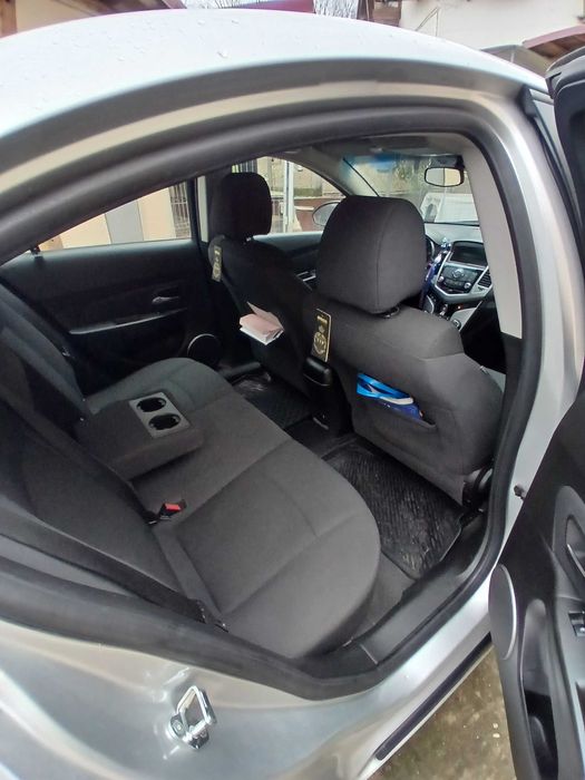 Vând chevrolet 16 benzină +gaz