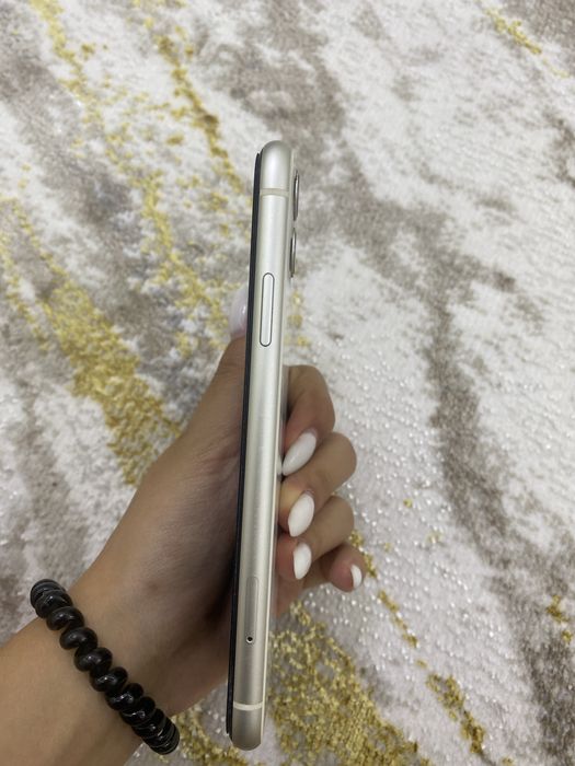iphone 11 в хорошем состояний