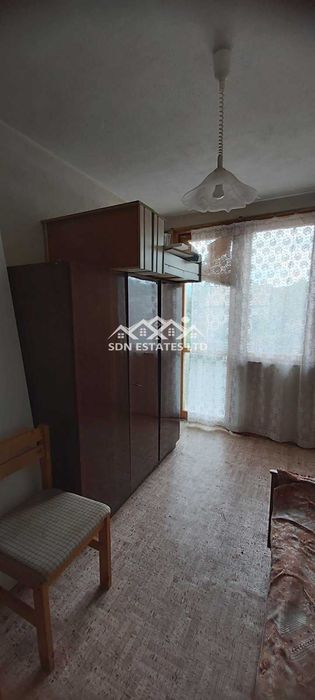 Продава монолитна къща в село Средногорово