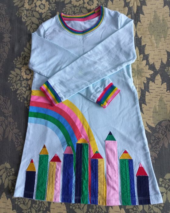 Продам платья на девочку ( от 2 - 5 лет)