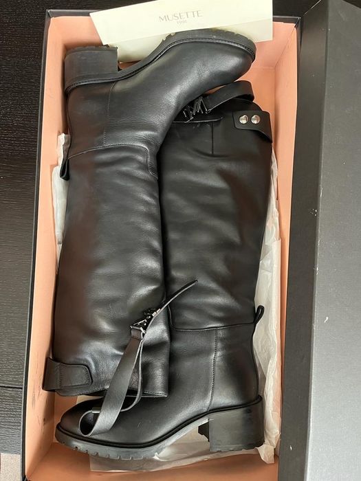 Cizme Musette aproape noi