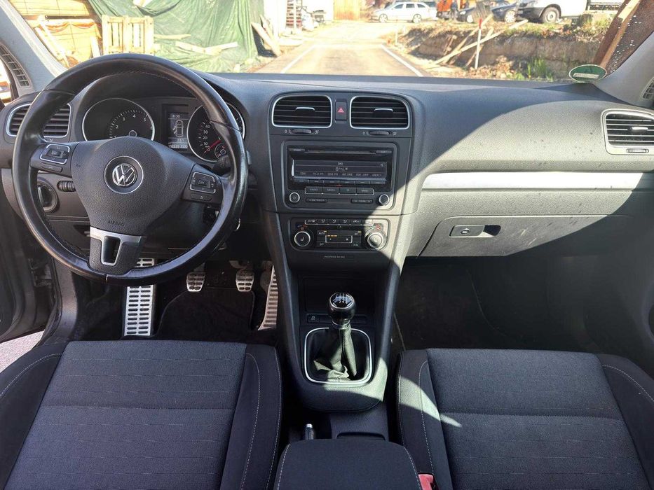 Volkswagen Golf 6 1.2 TSI – 2011 – Benzină – Întreținut – 4700€