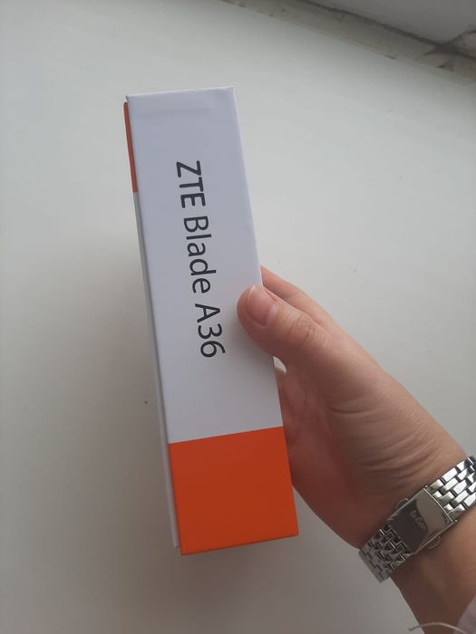 Продам новый телефон