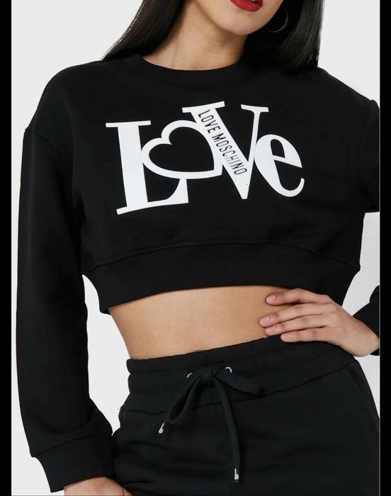 Moschino екип  оригинален
