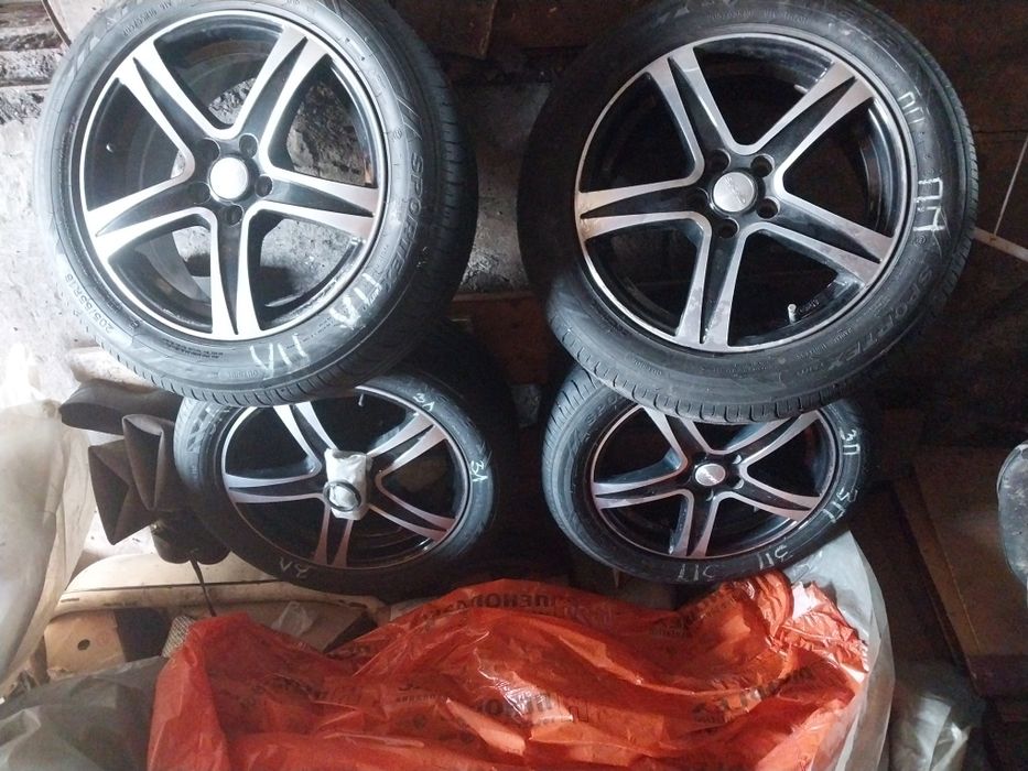 Шины б/у продаю трианжел