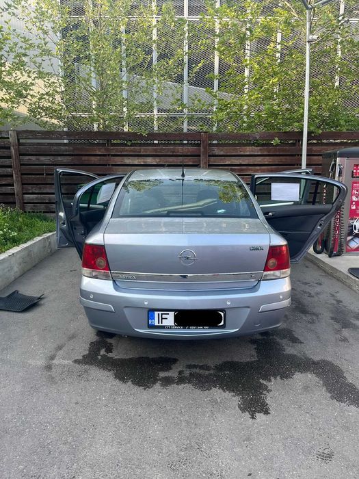 Proprietar vând Opel Astra H, 2008, 1,6 benzina, sedan