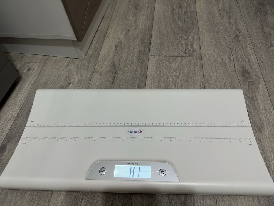 Продам детские весы новые